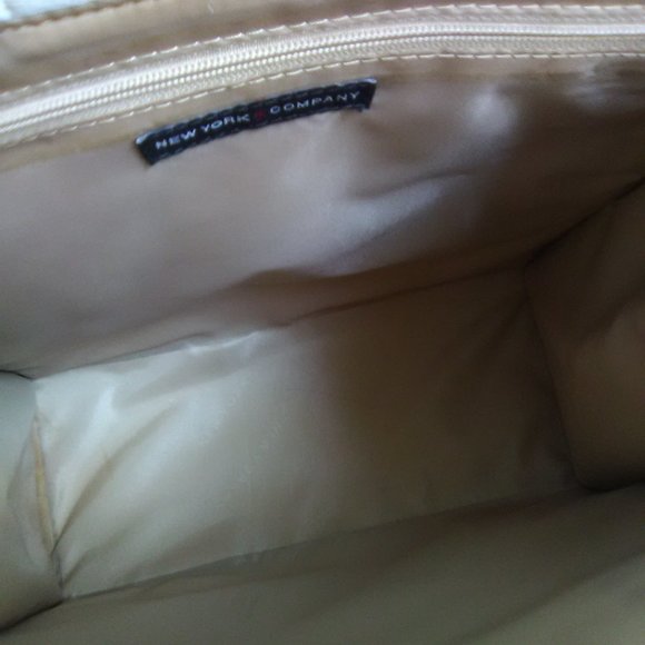 New York Jones & Company Color White/Gold /Shoulder /Hand Bag - Picture 13 of 14